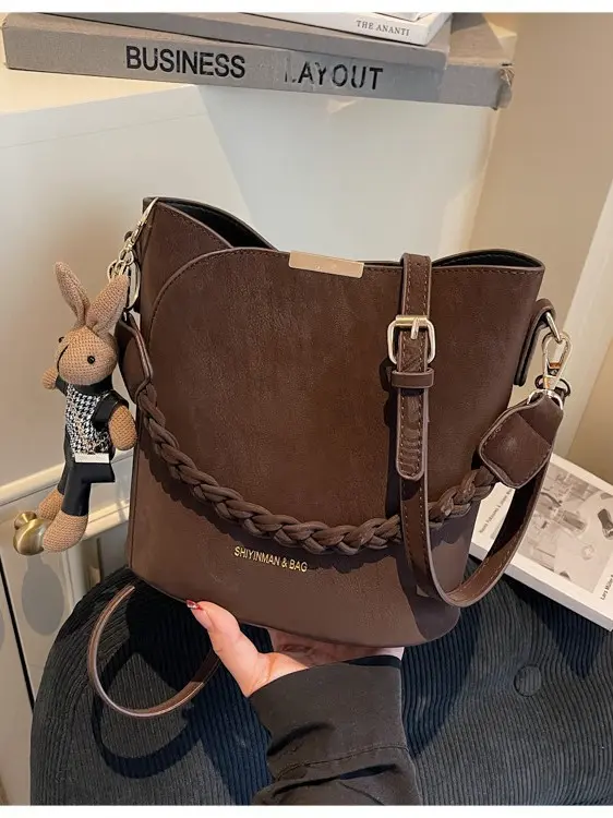 Retro Damen-Beuteltasche Modell 2025