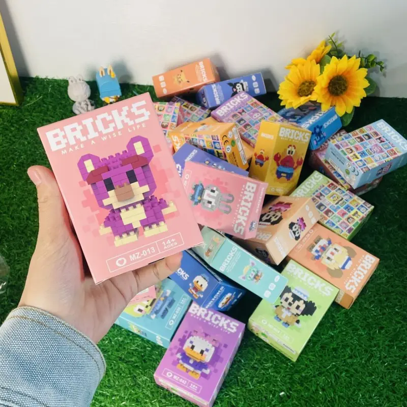 Eğitici mini oyun parkı temalı blok seti, 30 model karışık