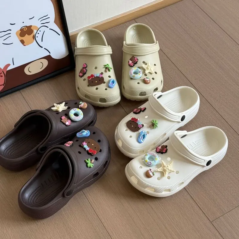 2,5 cm Kemerli Delikli Terlik Kadın Kalın Taban EVA Sandalet