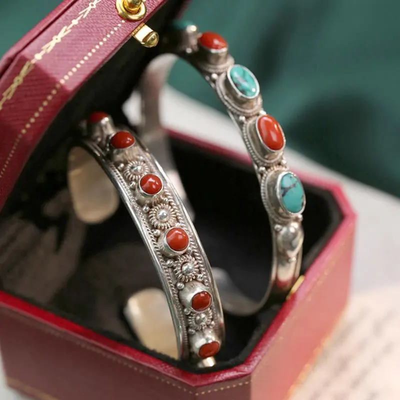 Nepal handgefertigtes Türkis-Armband, Silbereinlage, verstellbar