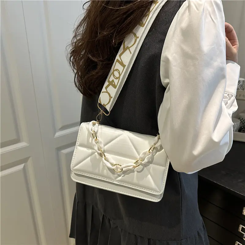 2025 Summer Style Women's Small Square Shoulder Bag for Everyday Use