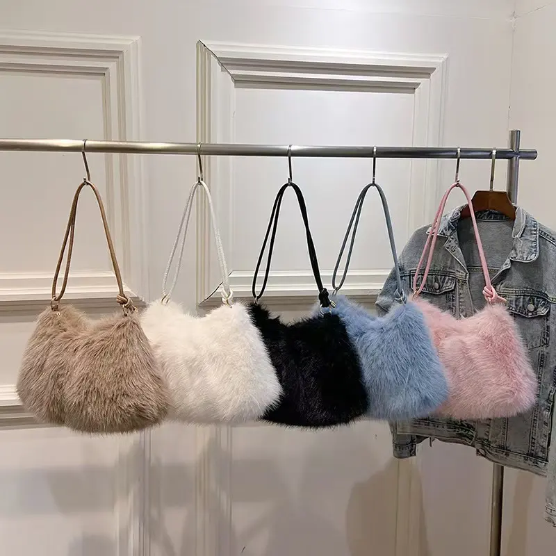 Damen-Achseltasche aus Kunstkaninchenfell
