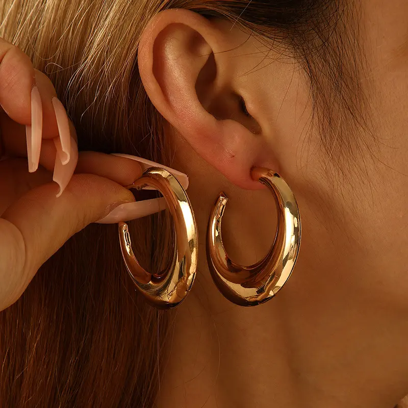 Geometrische C-Form Ohrringe Damen Gold minimalistisch