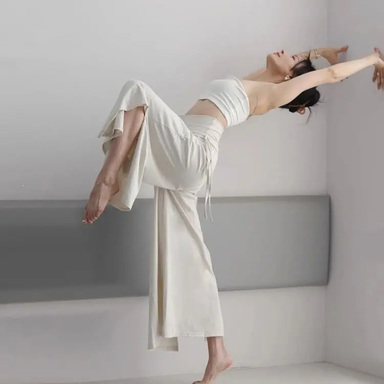 Magic pants, geniş kesim, bağcık detayı, dansçı modeli
