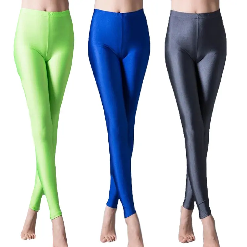 Kadın parlak süt ipek yoga taytı, slim fit, dokuz noktalı boy, büyük beden