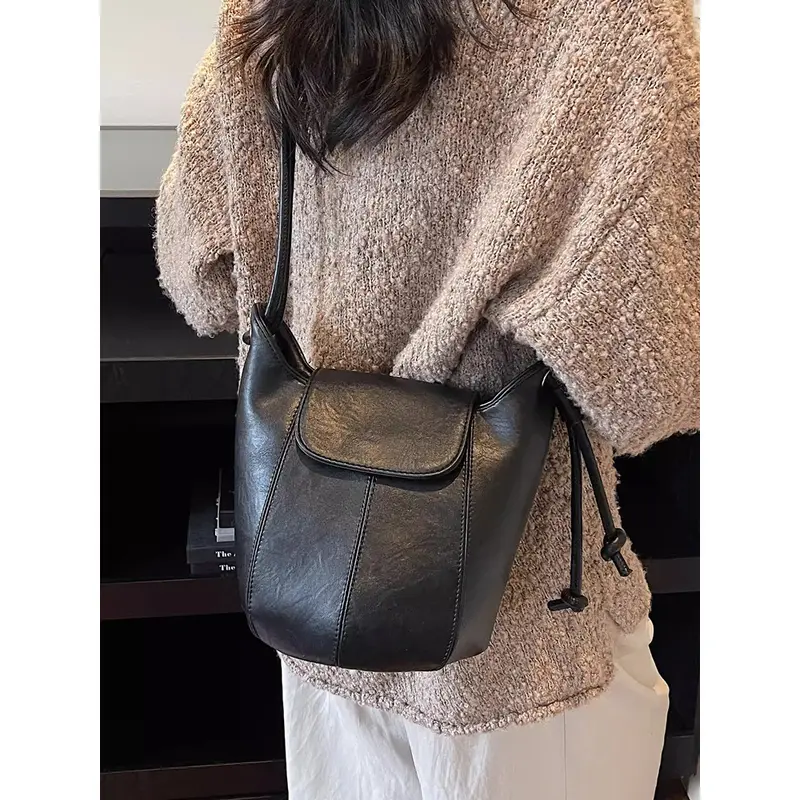 Retro Bucket Style Women's Single Shoulder Bag