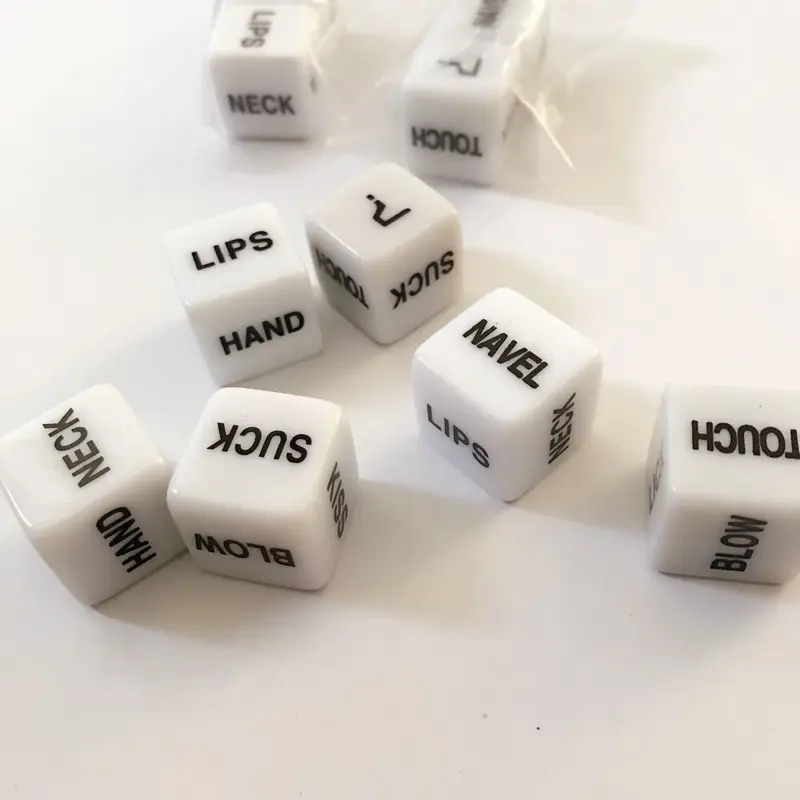1.2 China 1.6mm English engraved fun dice double dice creative game dice sieve pair