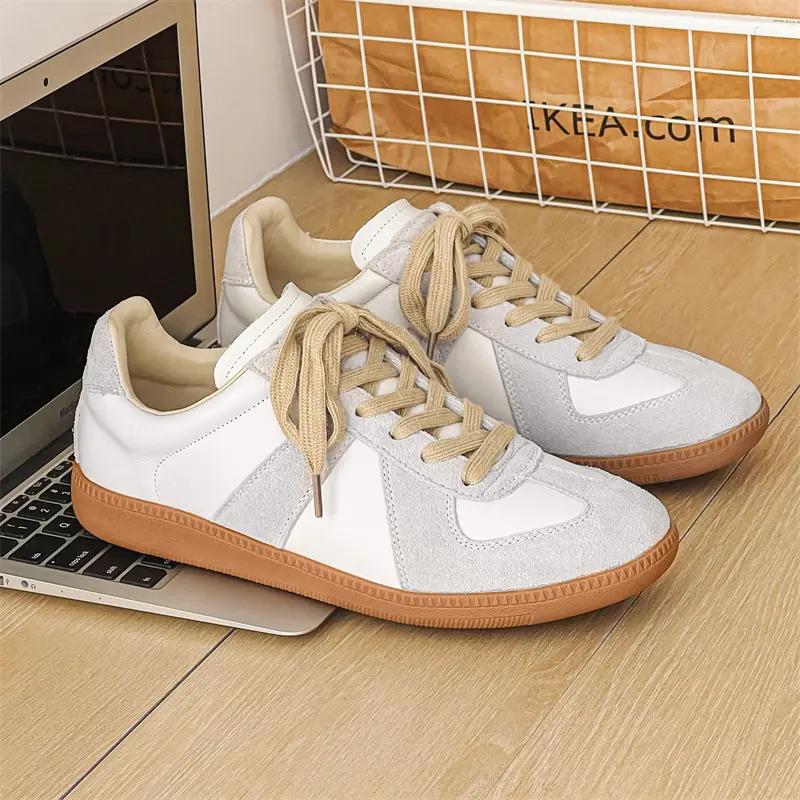 Men's Cowhide Training Shoes, Soft Sole, Non-Slip, Retro White Sneakers