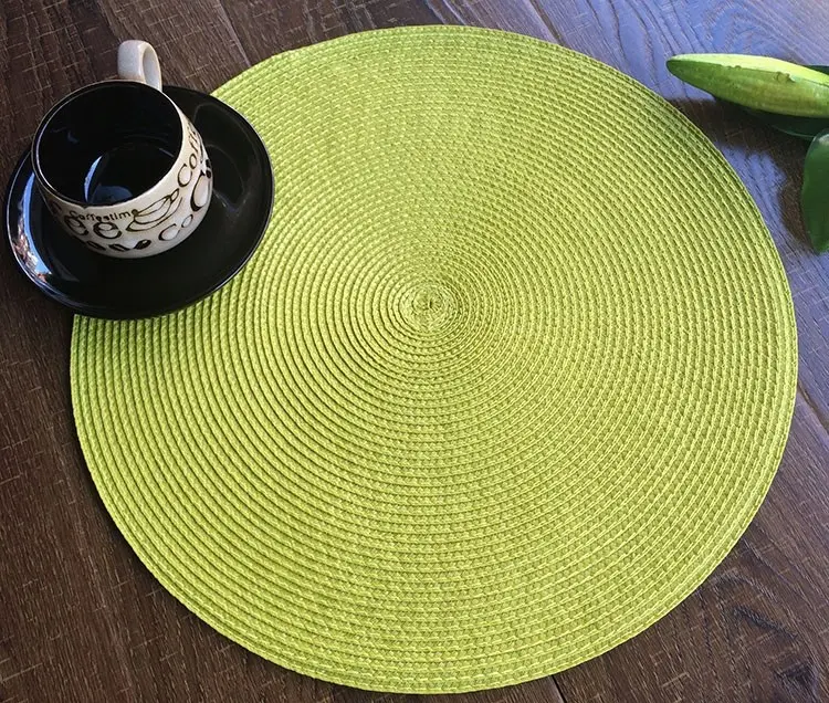 Round Woven Serving Mat, Waterproof and Oil-Resistant PP