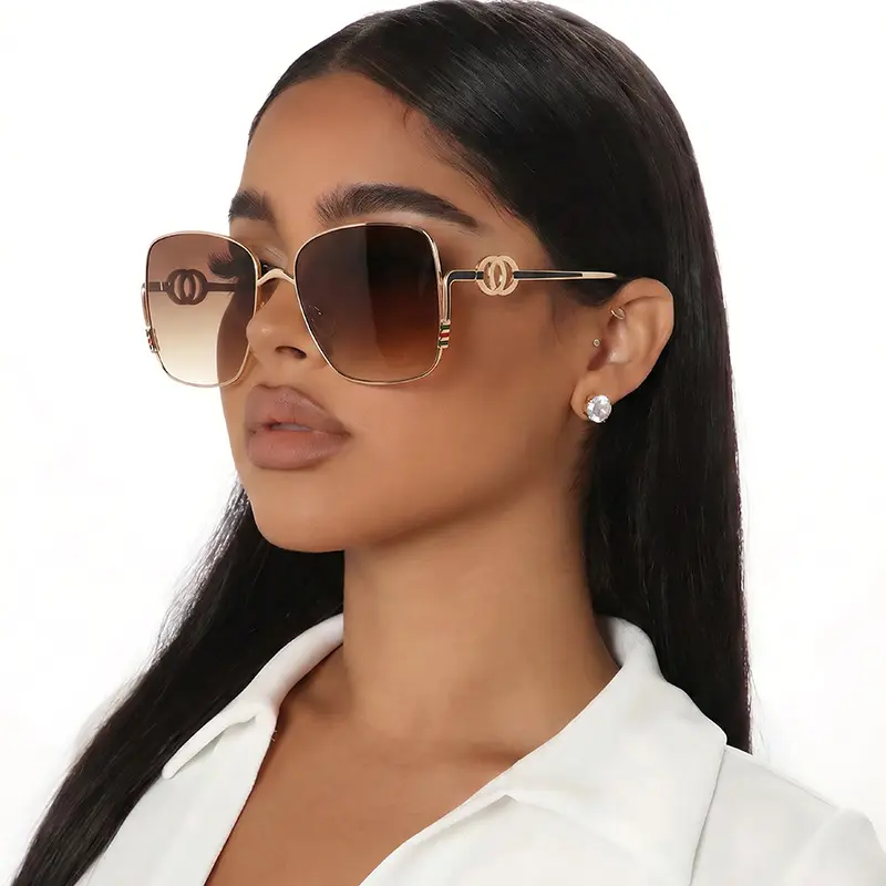 Women's Square Oversized Sunglasses, Gradient Brown, UV Protection