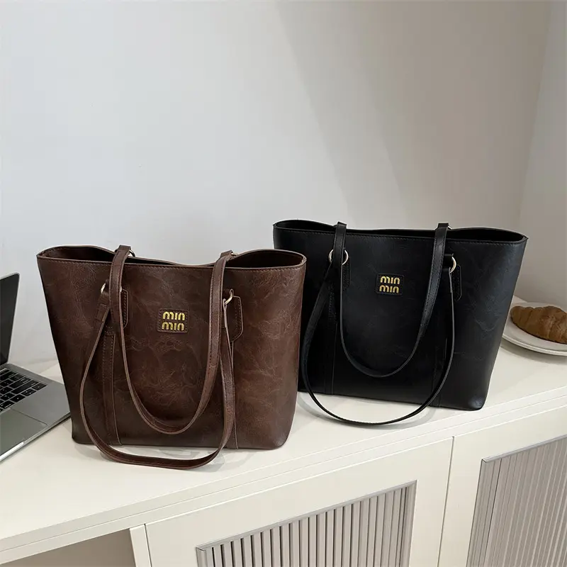 Große Damen-Tote-Bag aus PU im Retro-Stil