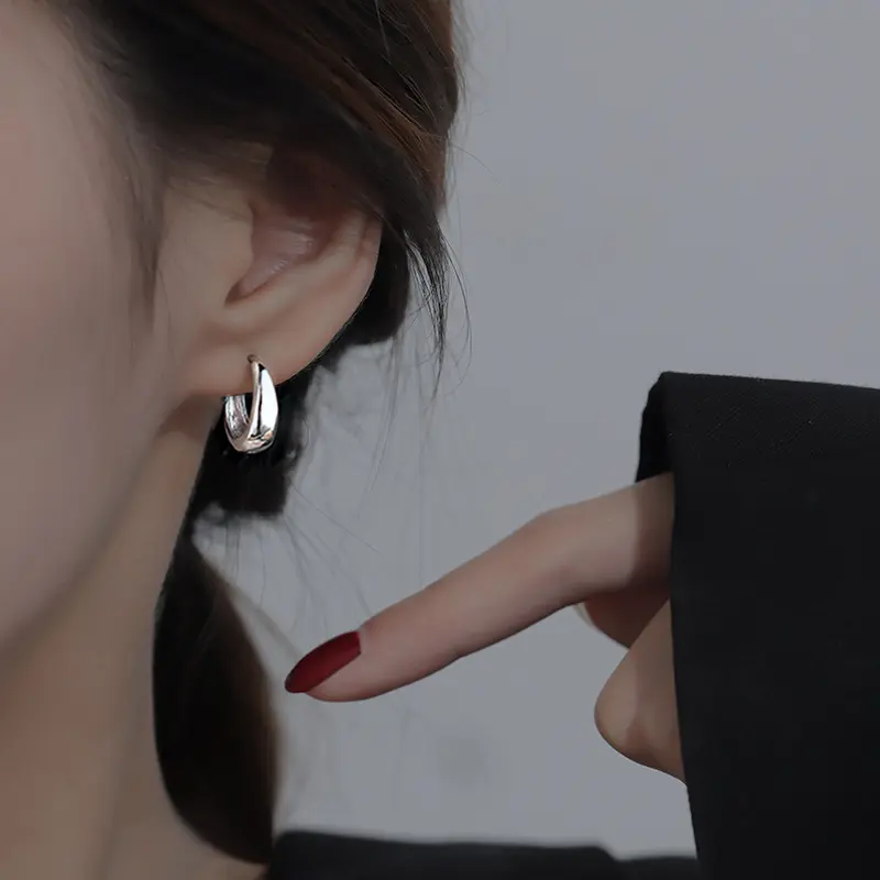 S999 sterling silver round earrings simple bright style