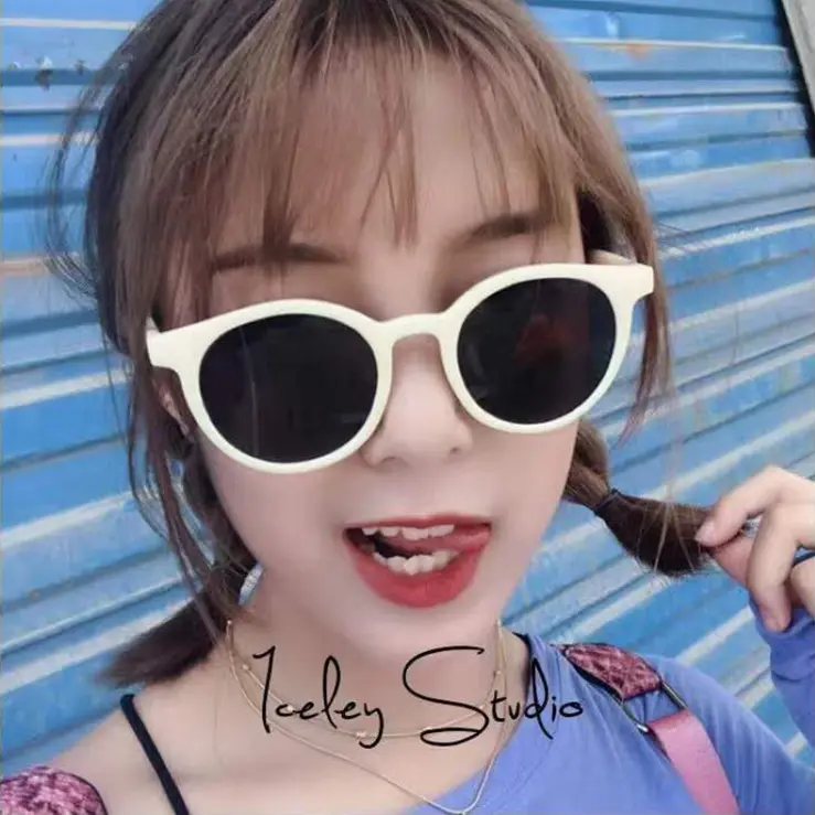 Round Candy-Colored Small Face Sunglasses with Anti-UV Protection
