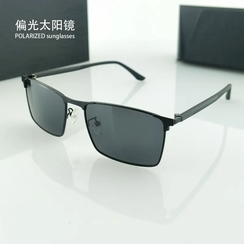 Polarized Metal Men's Sunglasses with UV Protection, Model 8697