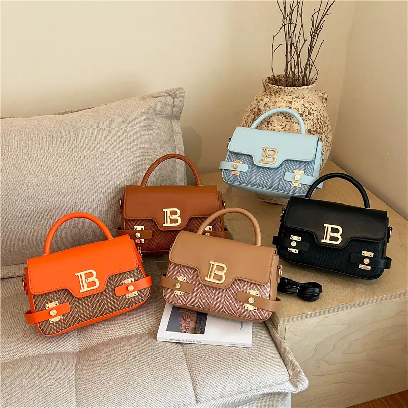 Women's Small Square Handbag, Korean-Style Solid Color, Crossbody, 2026 Model