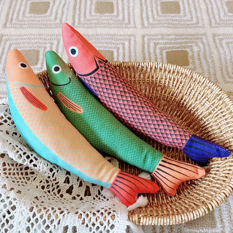 Cat Toys with Catnip, Fish Design, Bite-Resistant