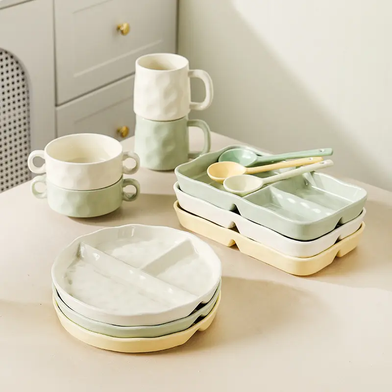 Oil-Reducing Ceramic Divided Dinner Plate 211