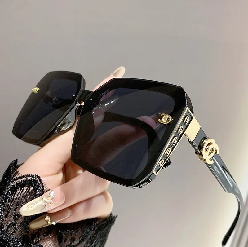 Women's Sunglasses UV400 Protection Large Frame