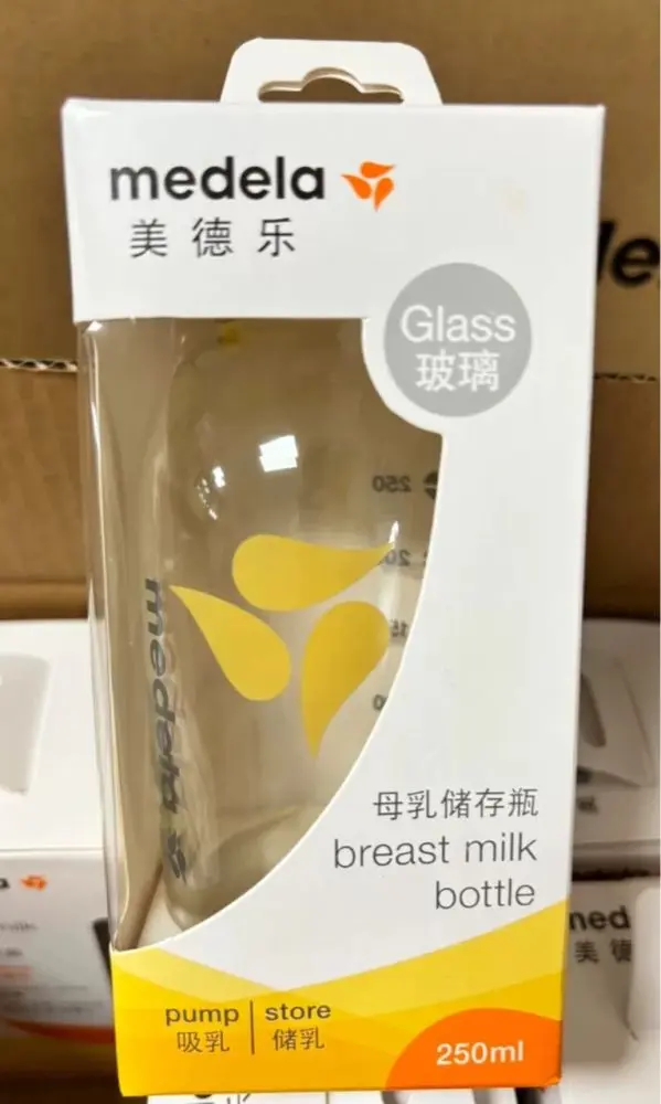 Medela Glas-Milchflasche mit Standardhals, 150 ml, tragbar