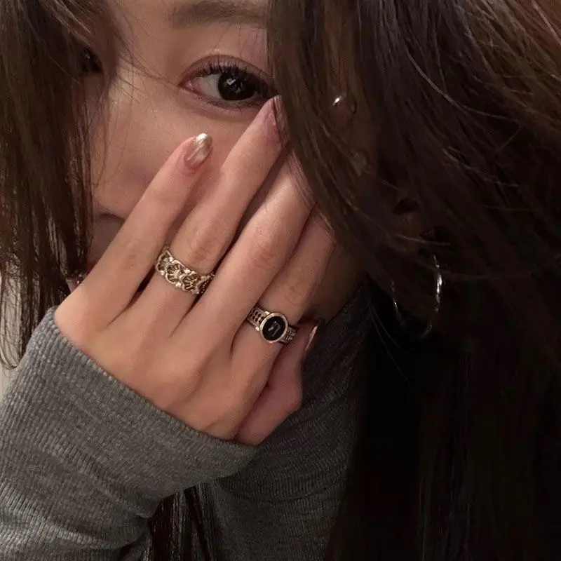 Vintage kaplan gözü taşı kadın yüzüğü, oymalı tasarım