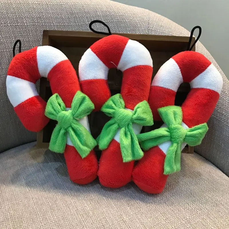 Squeaky Christmas Plush Dog Toy, Bite-Resistant for Teething Dogs