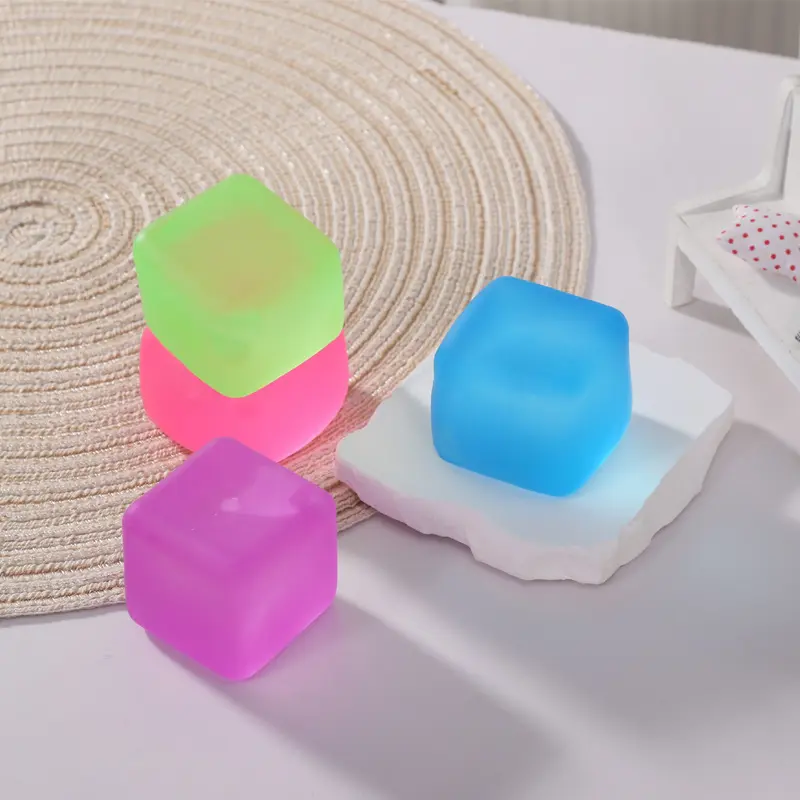 Stress Relief Cube Toy, Simulated Malt Sugar Ice Cube Squishy Fidget Ball