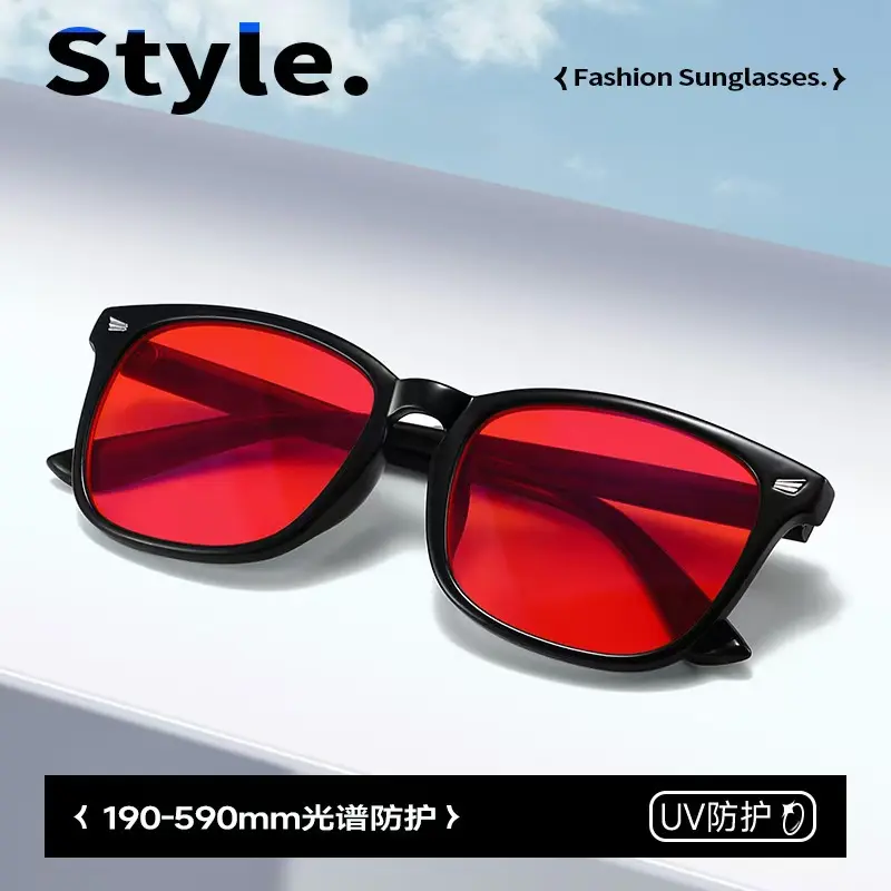 Studded Fashion Sunglasses with Reflective Lenses