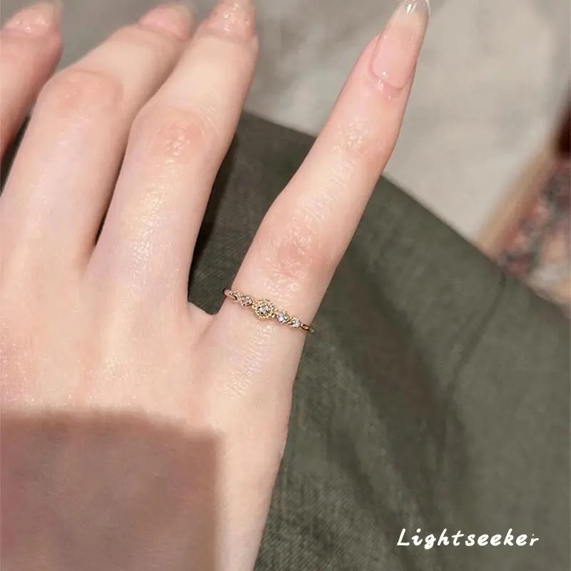 Diamant-Blumen-Ring, leichter Luxus, feiner Schnitt, Retro-Design