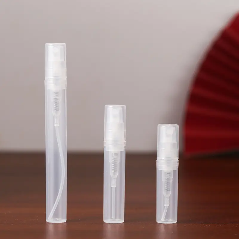 Üreticinin stokta bulunan 2ML 3ML 4ML 5ML çıtçıtlı parfüm kalemi parfüm şişesi plastik sprey şişesi tekrar doldurulabilir şişe deneme paketi.