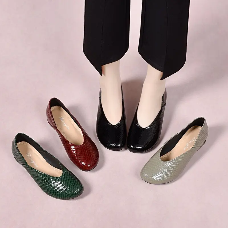 Women's Round Toe Flat Loafers, Printed Cowhide Leather, Low Heel